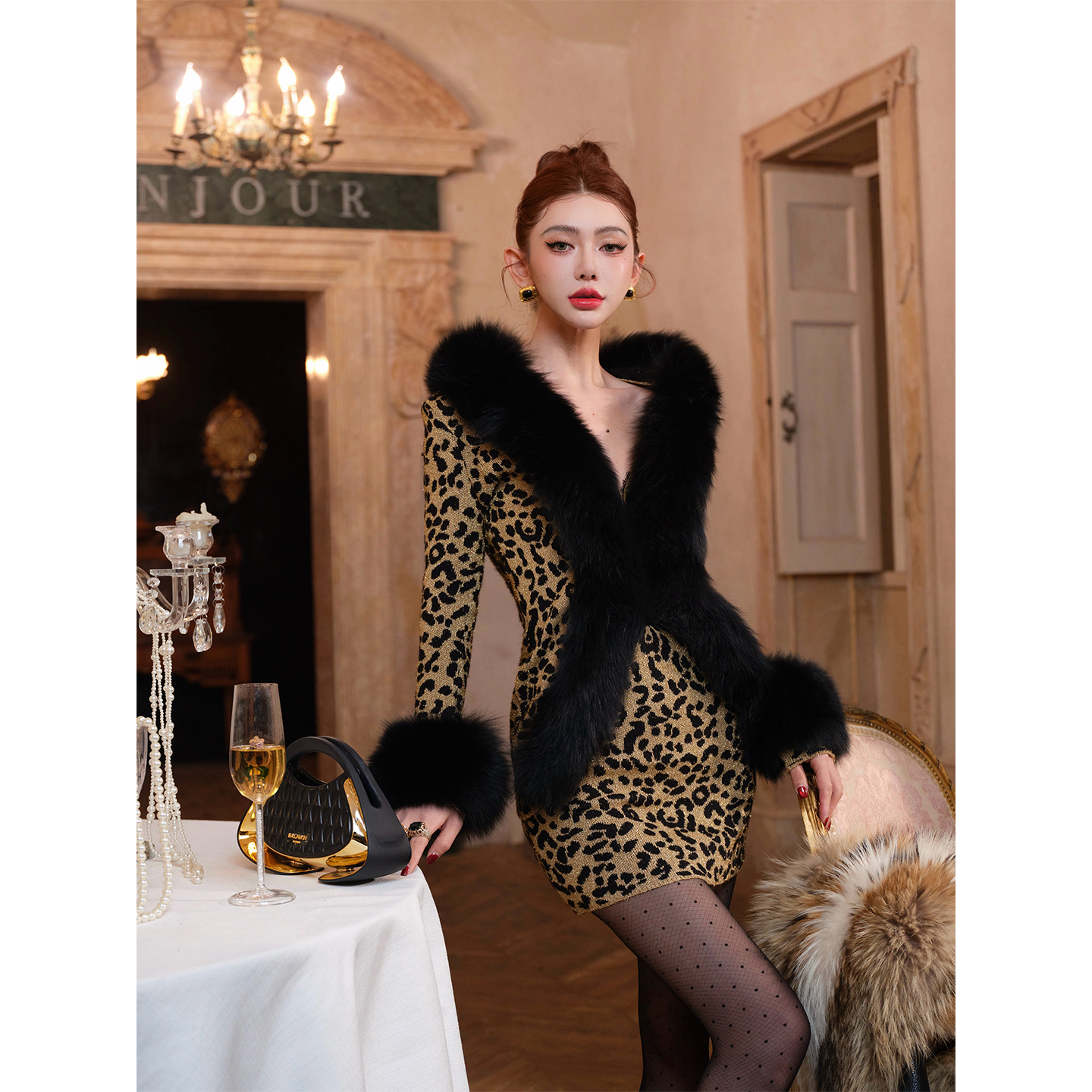孙瑜儿【财阀女王】狐狸毛豹纹毛织开衫半裙两件套SY55C41219