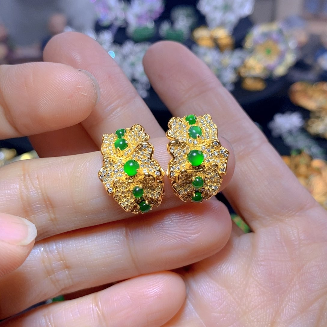 翡翠耳钉银S925镶嵌天然翡翠