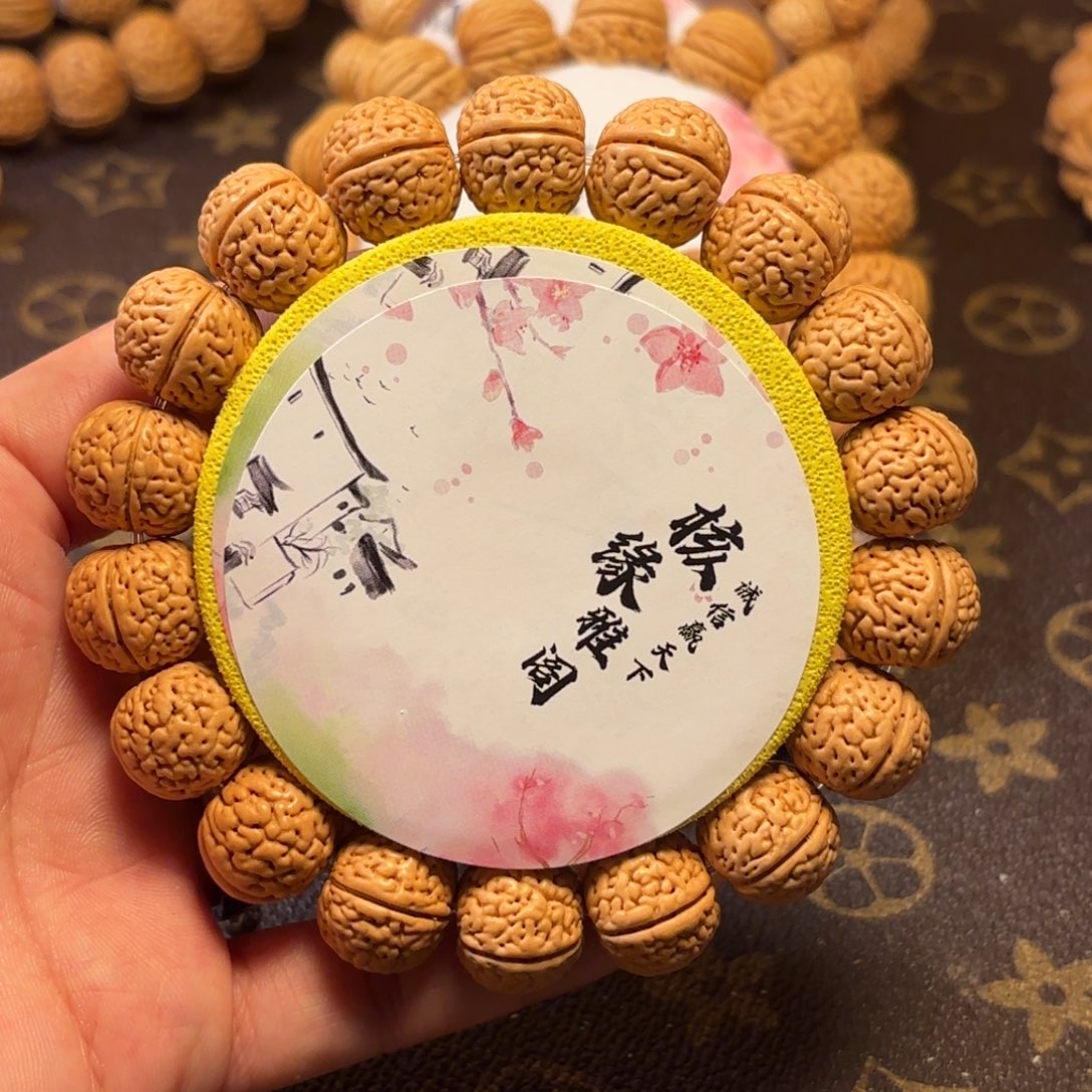 为***乐桃核手串肉球金豆桃核