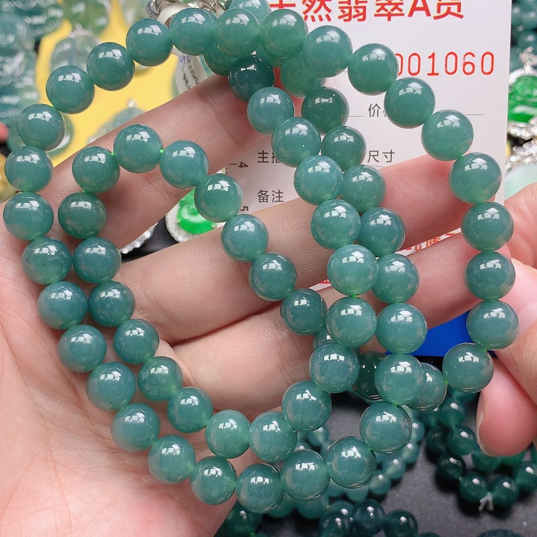 翡翠吊坠(不含链)未镶嵌睡****）