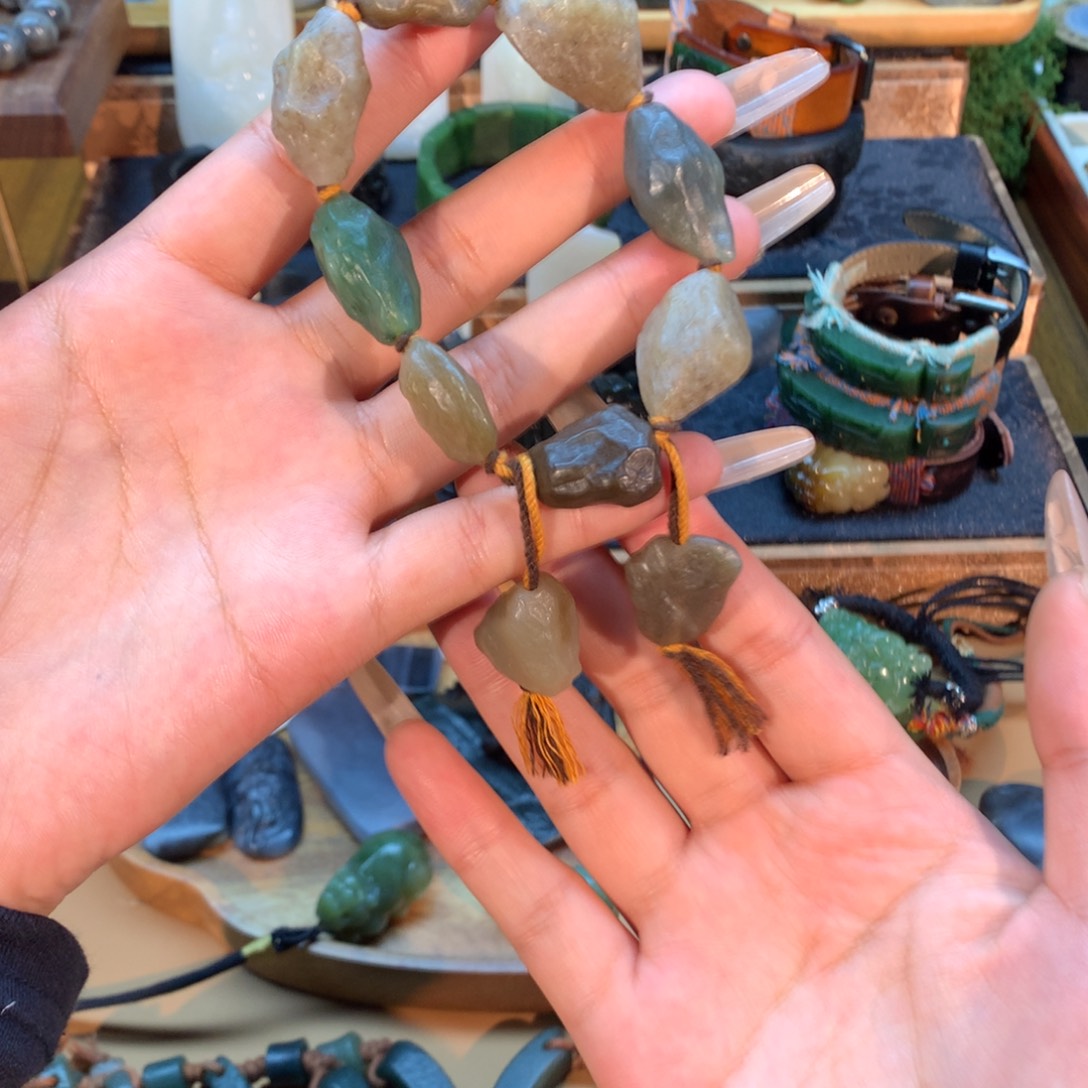 和田玉（糖玉）未镶嵌挂件