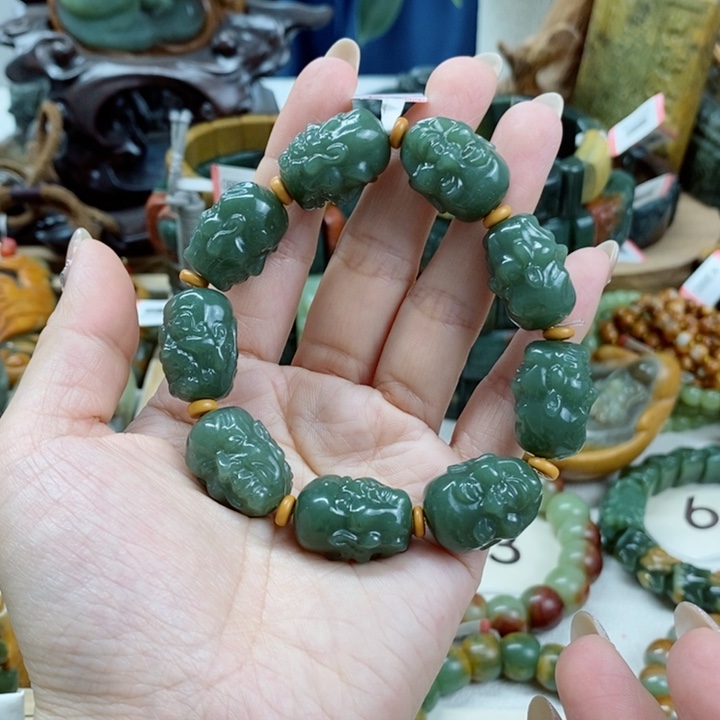 未镶嵌透闪石质玉手链