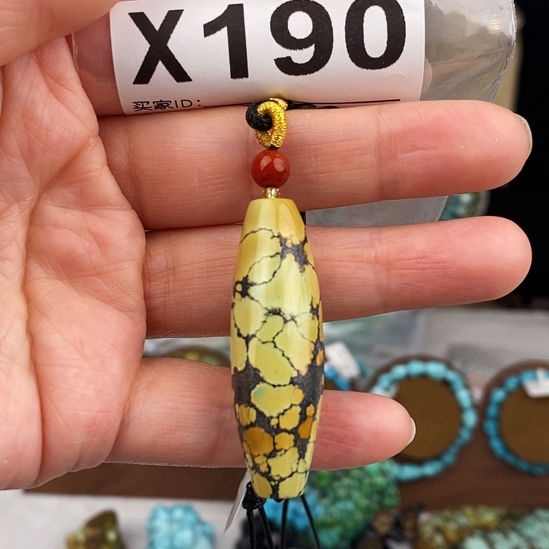 绿松石未镶嵌原矿