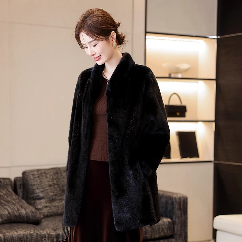 海宁皮草水貂大衣女2025冬时尚妈妈款天鹅绒皮毛一体整貂裘皮外套