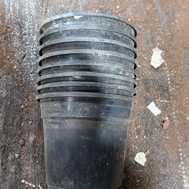 塑料口径12厘米 硬盆 一组8个