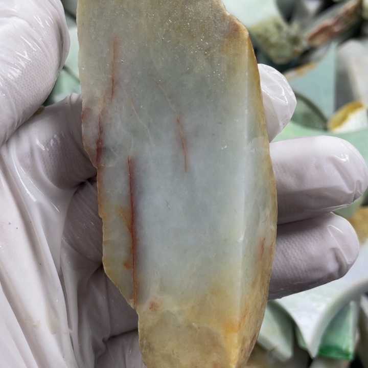 翡翠吊坠(不含链)未镶嵌天然翡翠边角料子