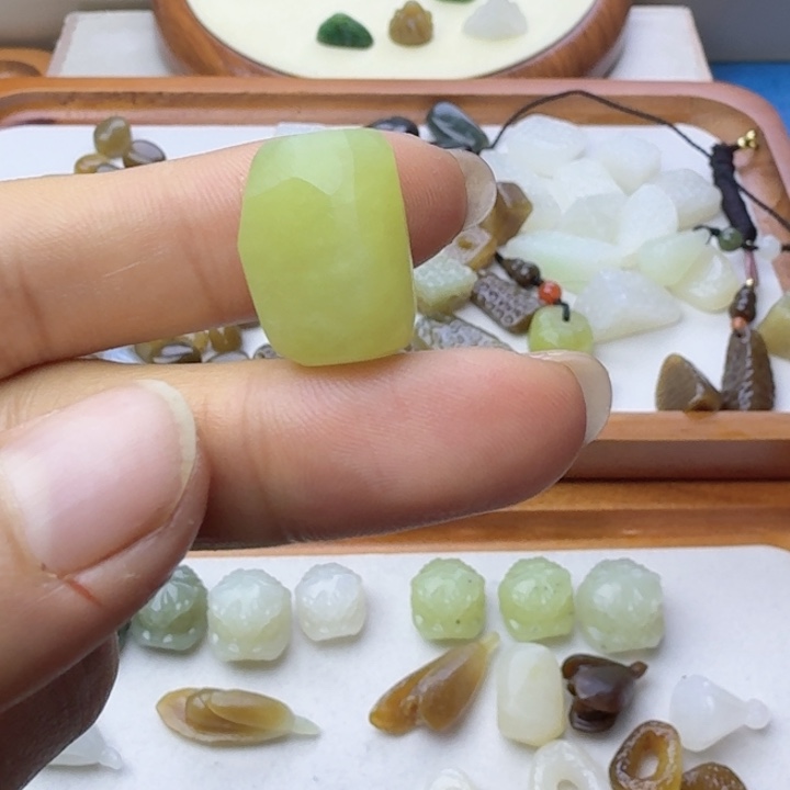 n***d和田玉未镶嵌挂件