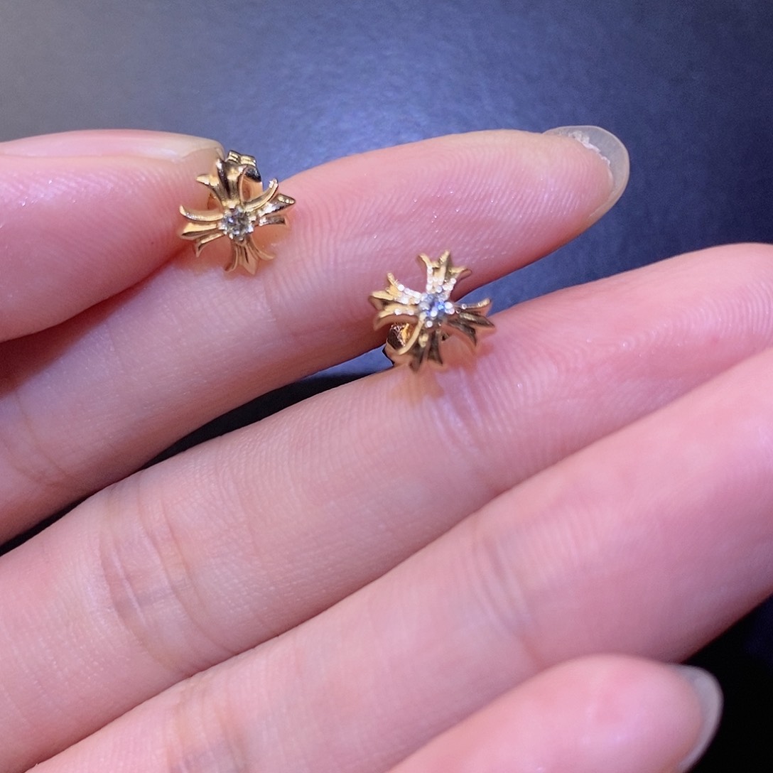 耳饰18K金镶嵌钻石十字花k黄