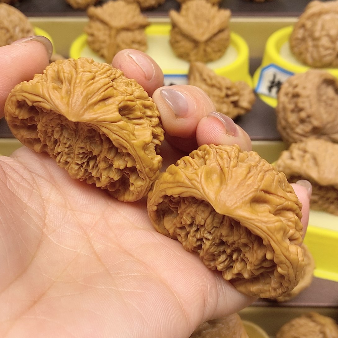 文玩核桃吊坠踏**云蛇王48