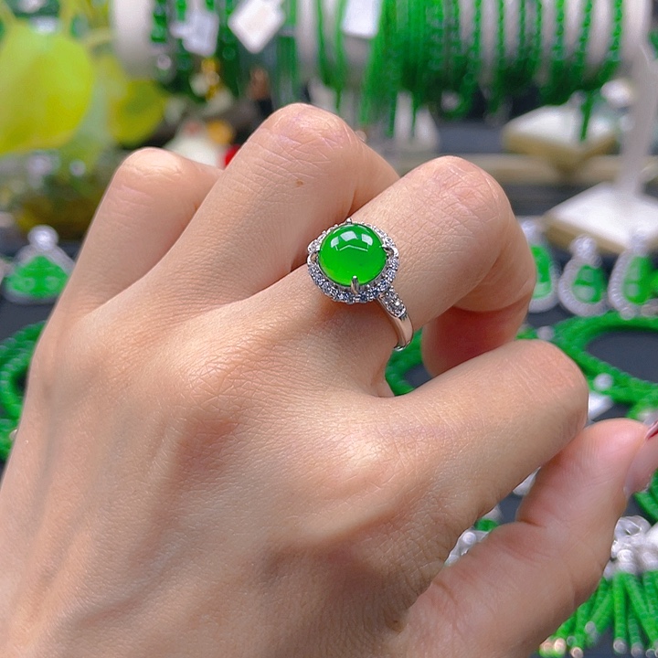翡翠戒指银S925镶嵌蛋面戒指