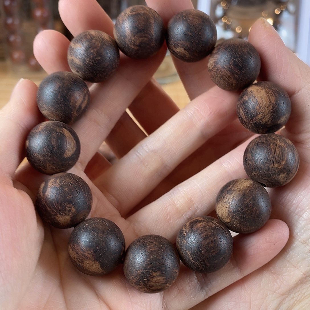 手串/手链降真香18老东枝红土爆甲