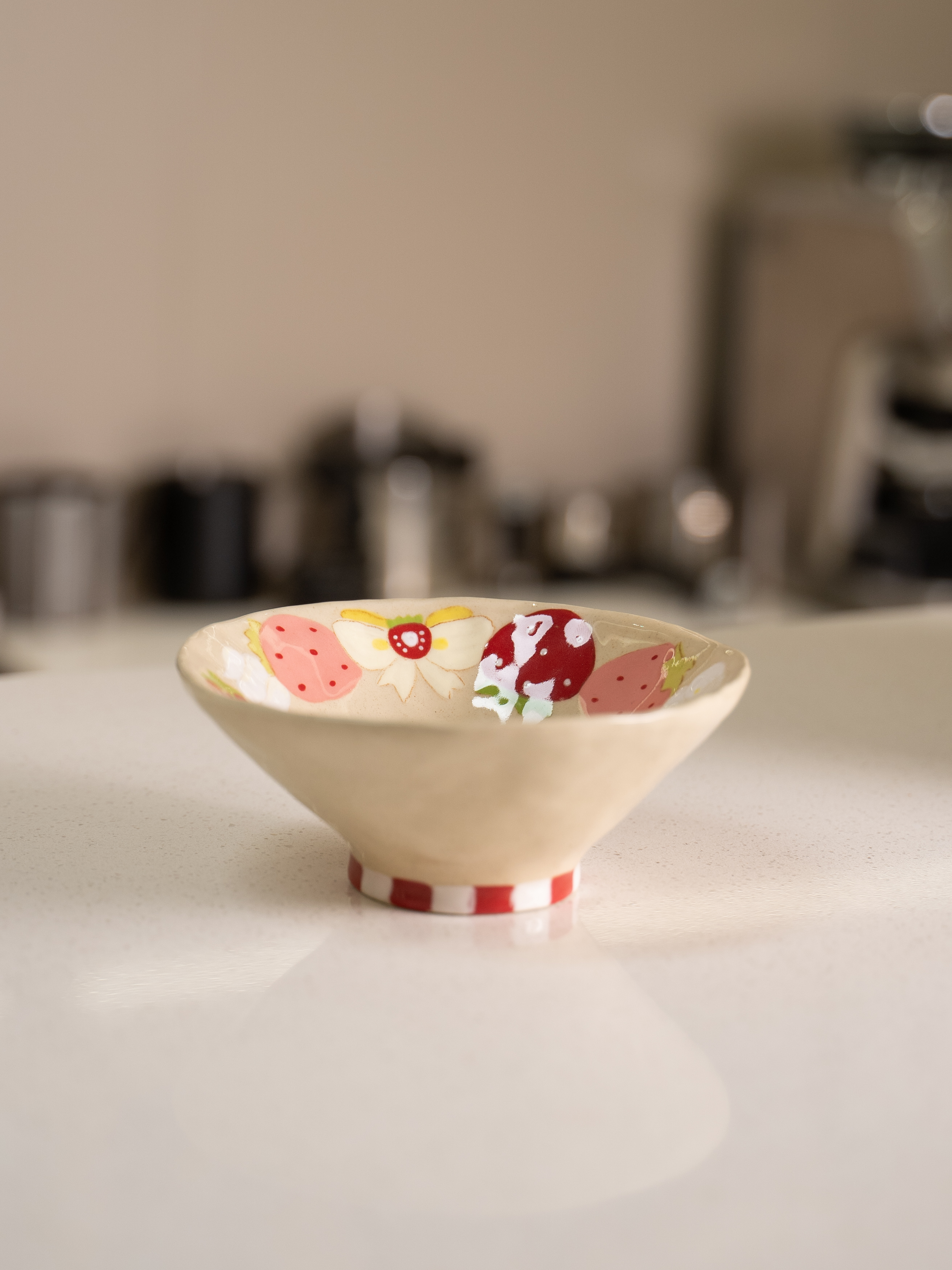  青戊 | 手捏小熊草莓米饭碗