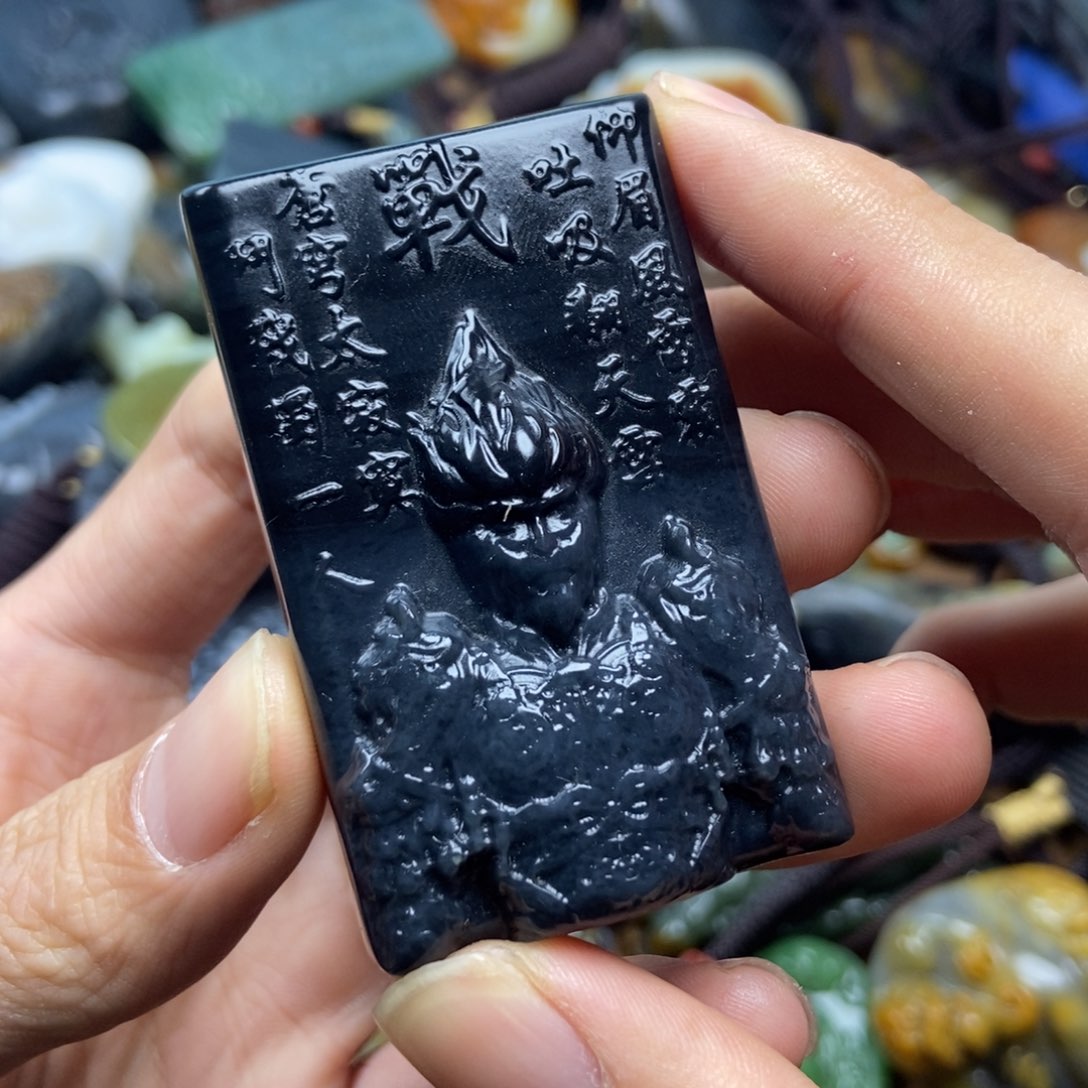 和田玉挂件未镶嵌