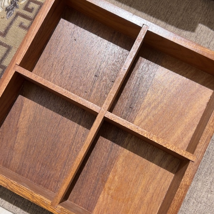 红影木四宫格瑕疵品