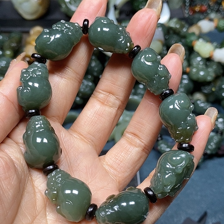 和田玉手串未镶嵌