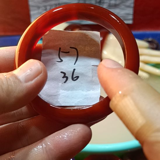 玛瑙/玉髓手镯未镶嵌