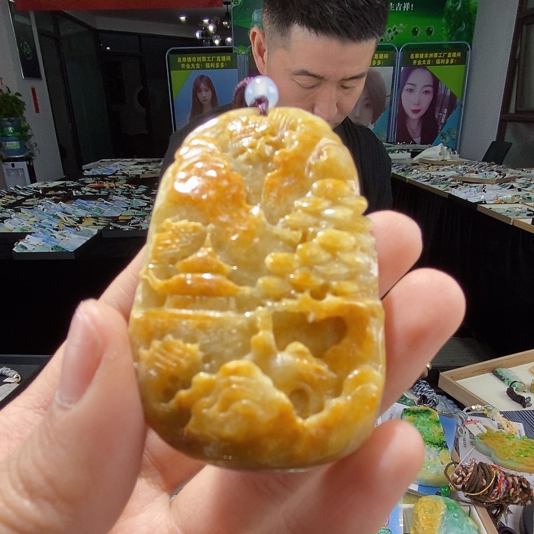 颈饰未镶嵌翡翠翡翠