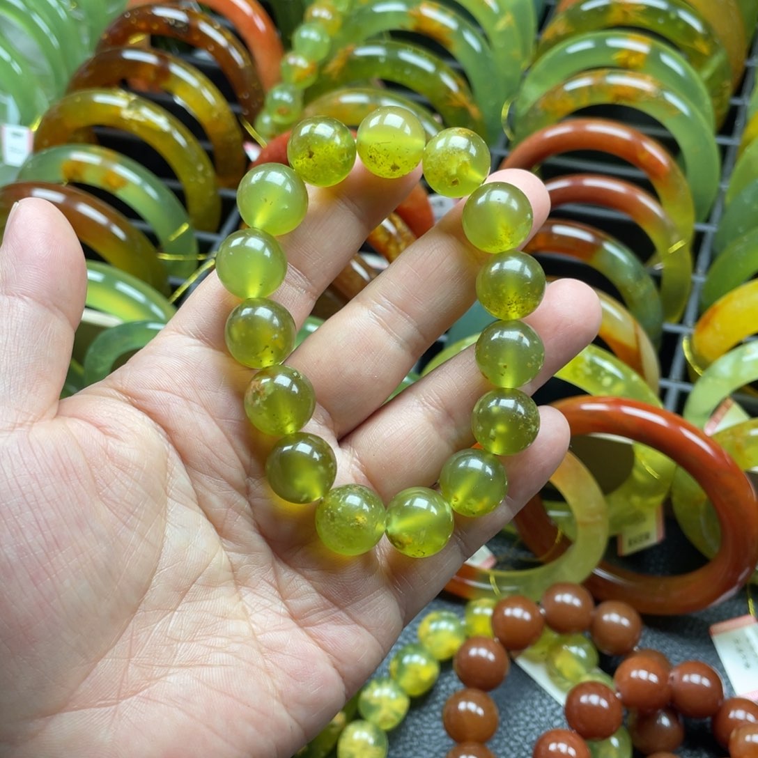 未镶嵌蛇纹石玉手链