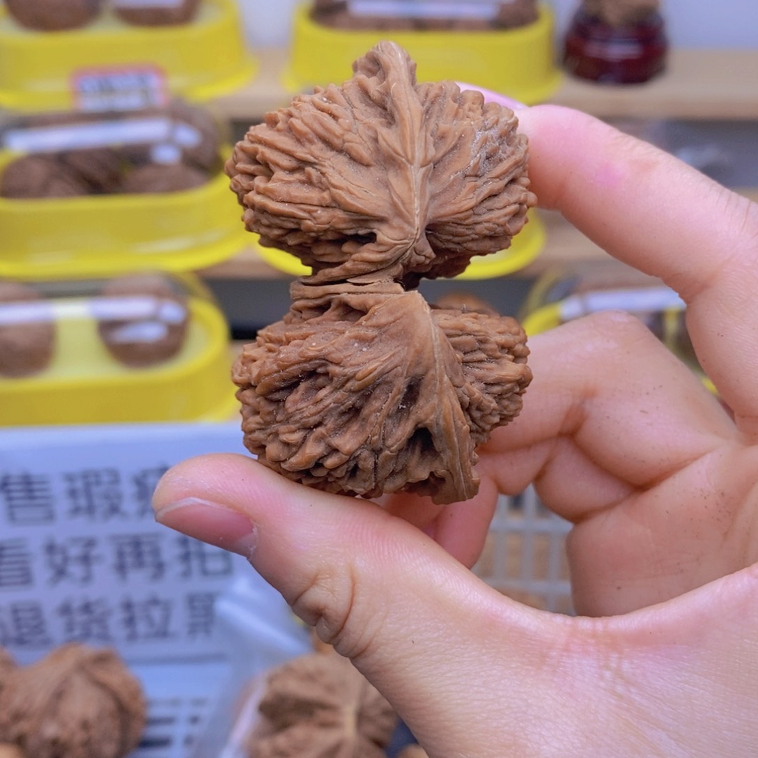 吊坠文玩核桃嗷*哦