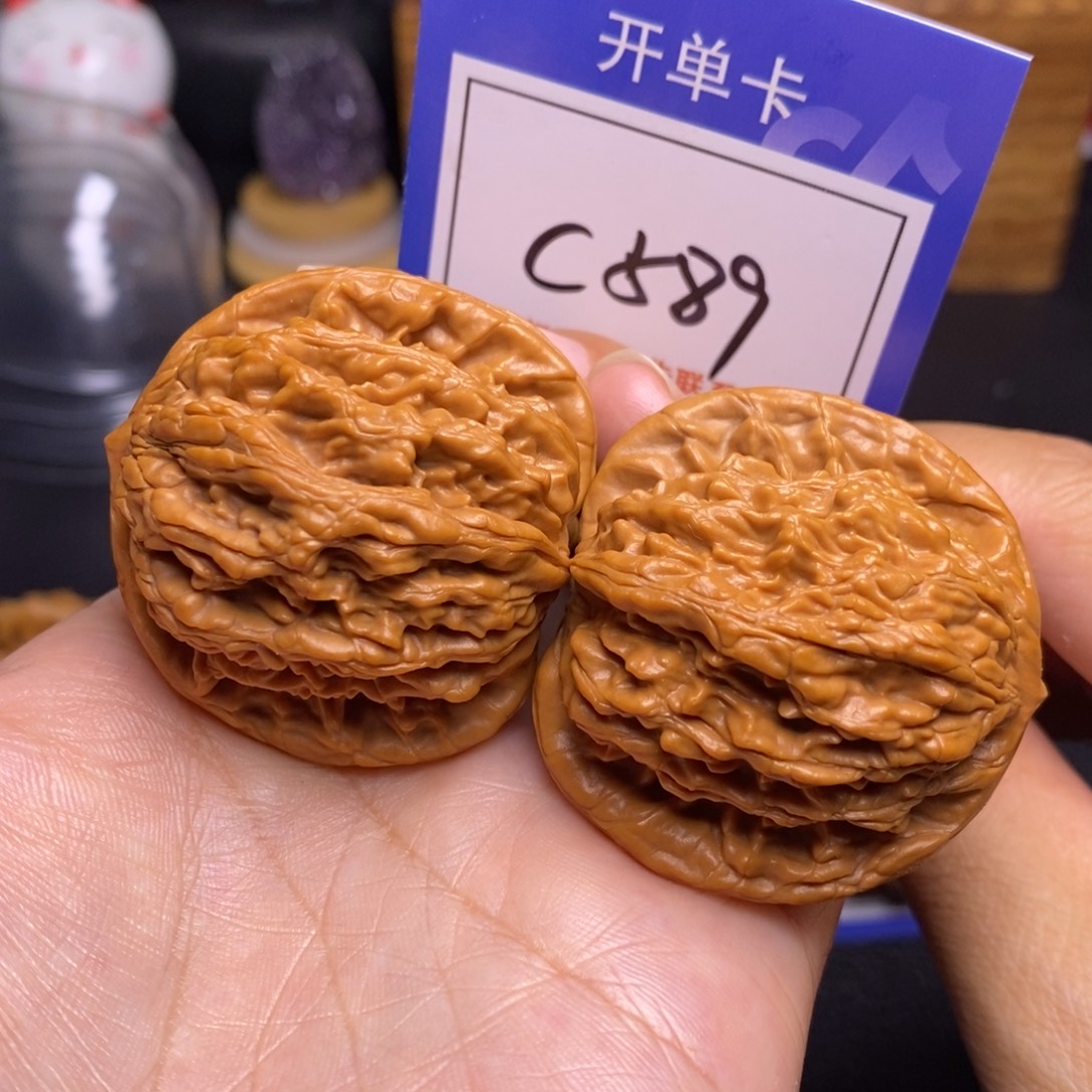 桃核把件42虎头c589