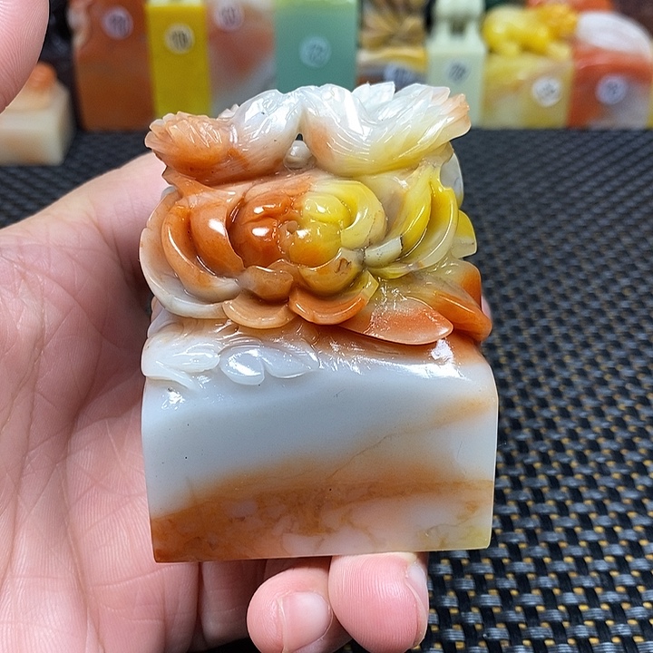 青田石印石老挝三彩