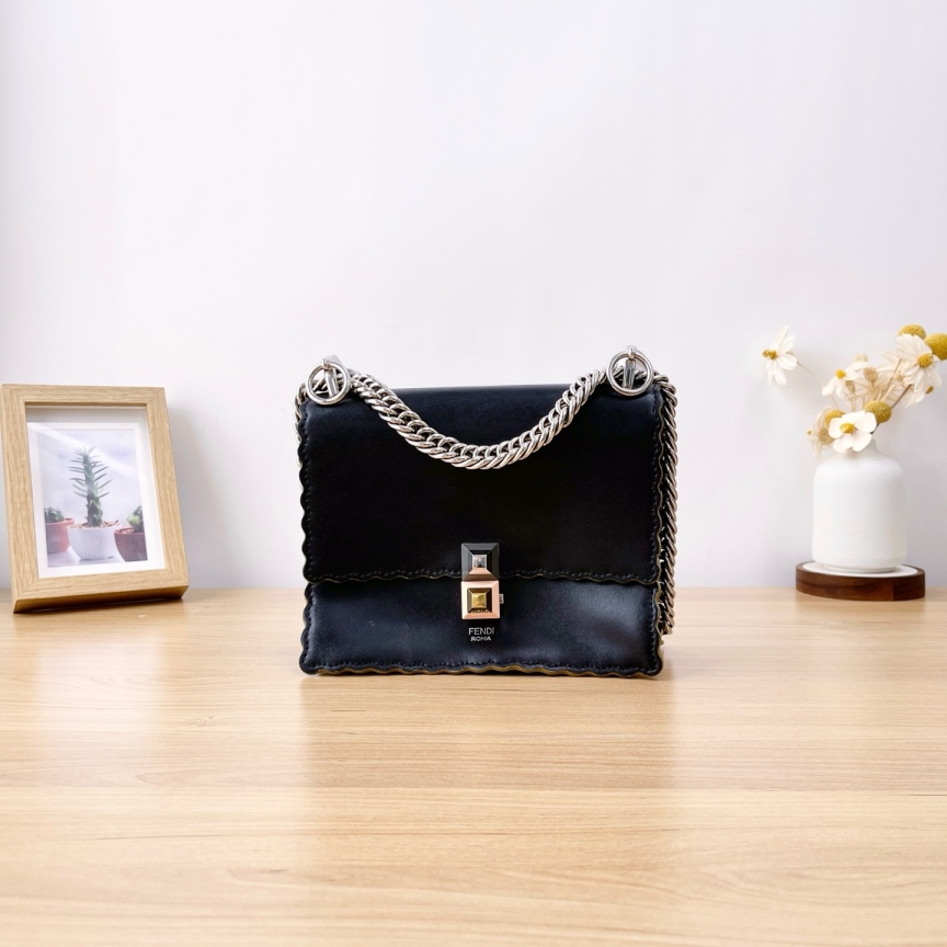 95新 FENDI/芬迪 Kan I /单肩包/5187