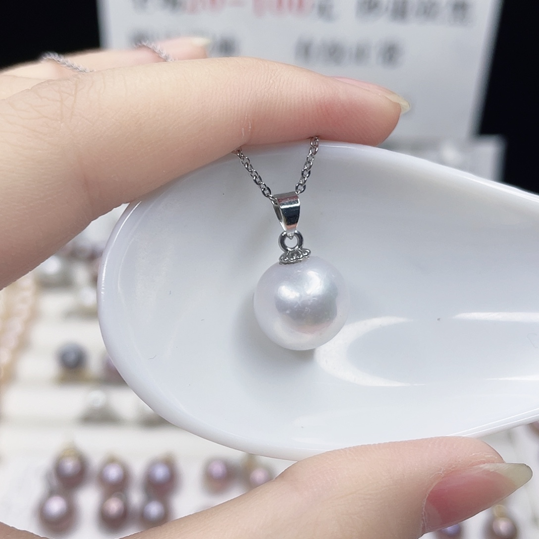 淡水珍珠吊坠(赠链)合金