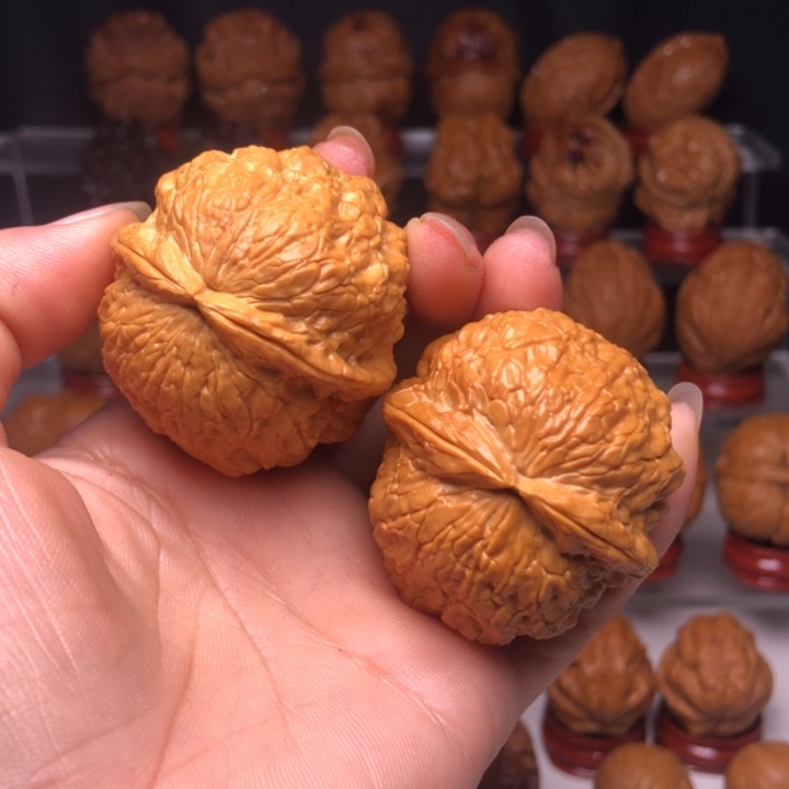 吊坠文玩核桃5金丝绣球