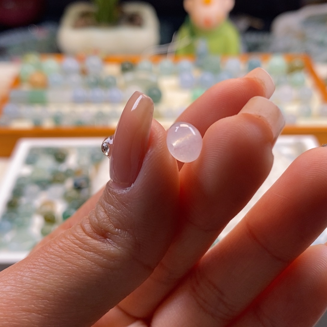 翡翠散珠火*?天然翡翠白冰7.8×5.8