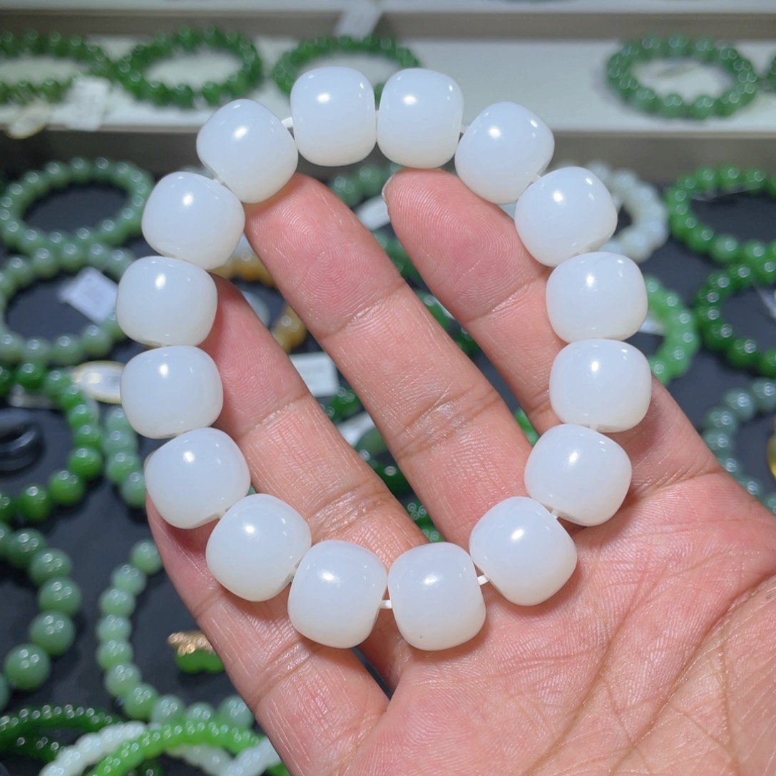 和田玉手链未镶嵌镰*