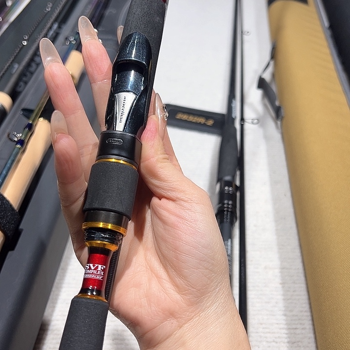 2.4m碳素两节路亚杆