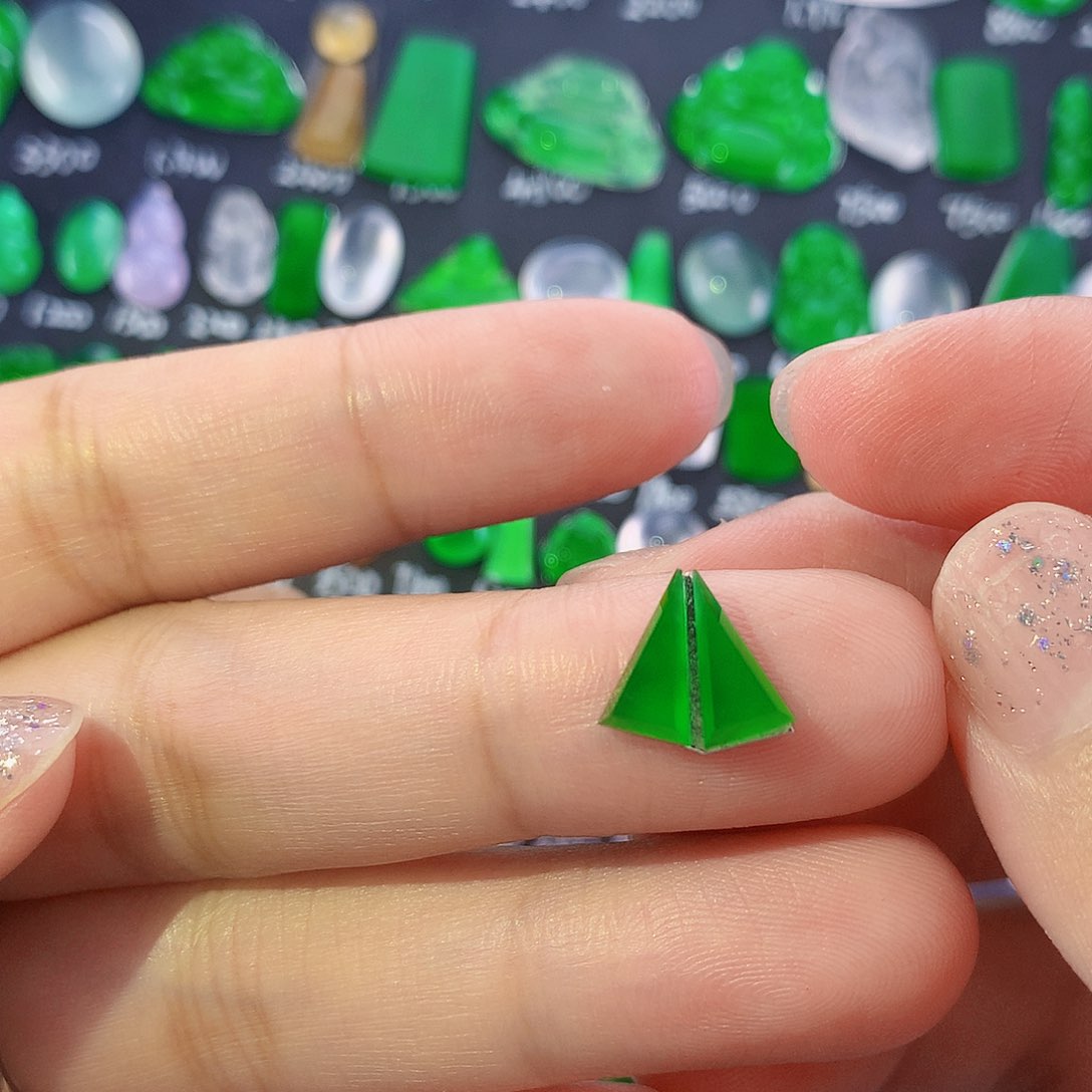 翡翠未镶嵌颈饰纯天然翡翠a货