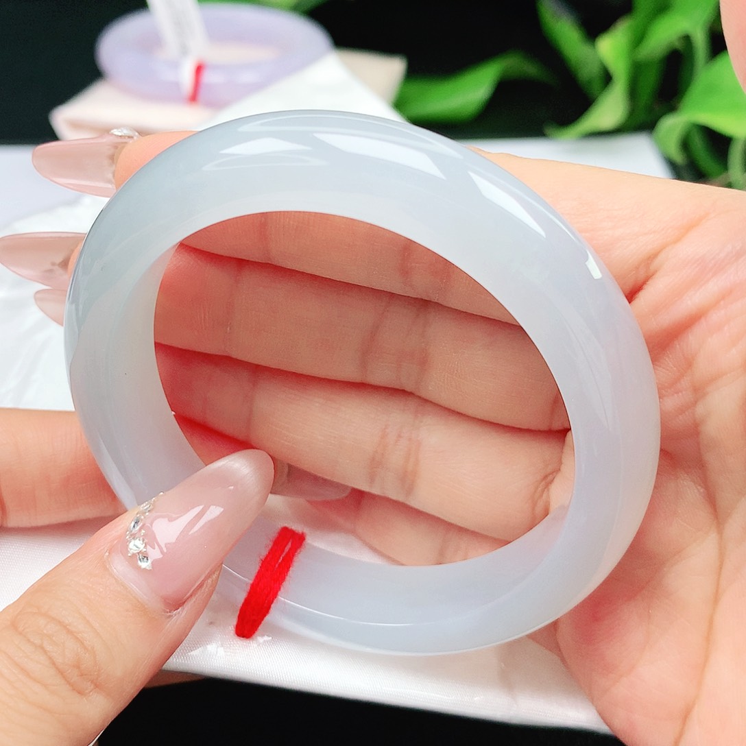 翡翠手镯未镶嵌鹿*54 54 54