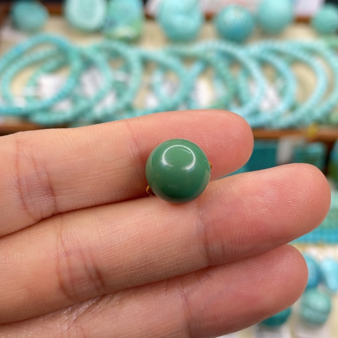 绿松石未镶嵌挂件