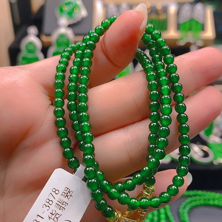 翡翠未镶嵌颈饰2565588