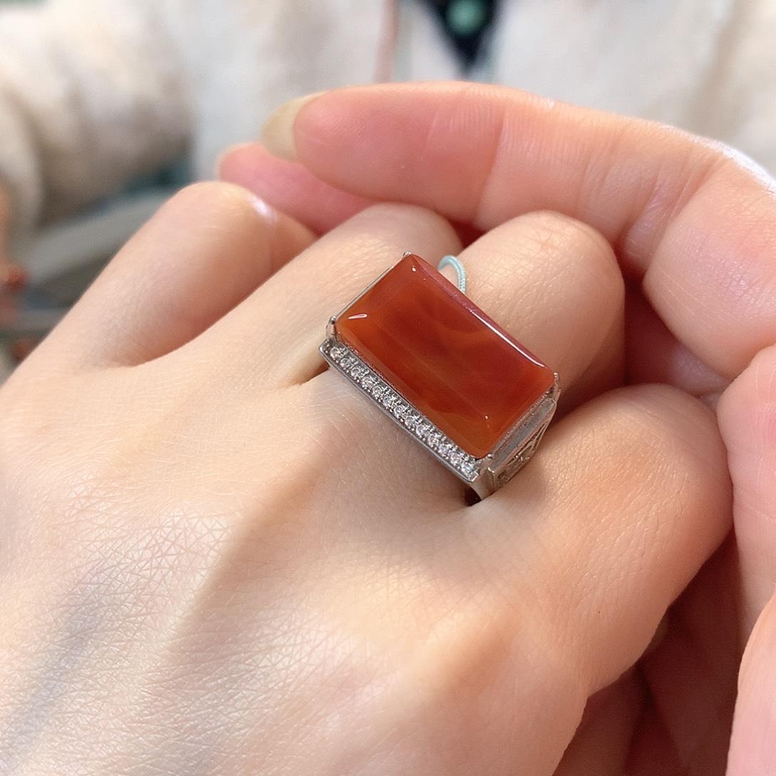 南红玛瑙珠宝奇石未镶嵌