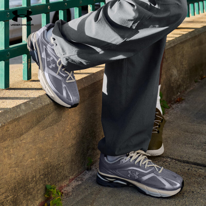  安德玛UA HOVRApparition男士春季情侣运动休闲跑步鞋3027595