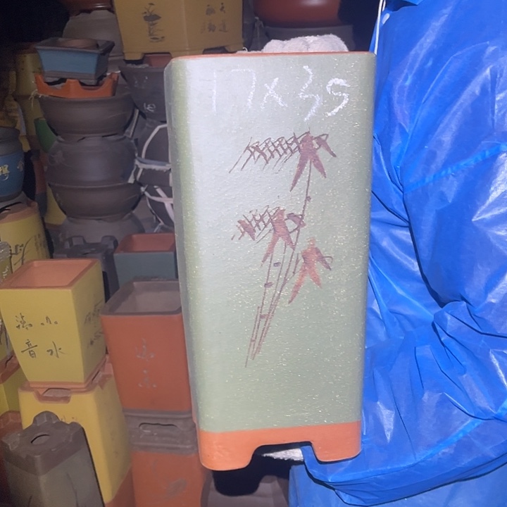 紫砂花盆紫砂花盆和小