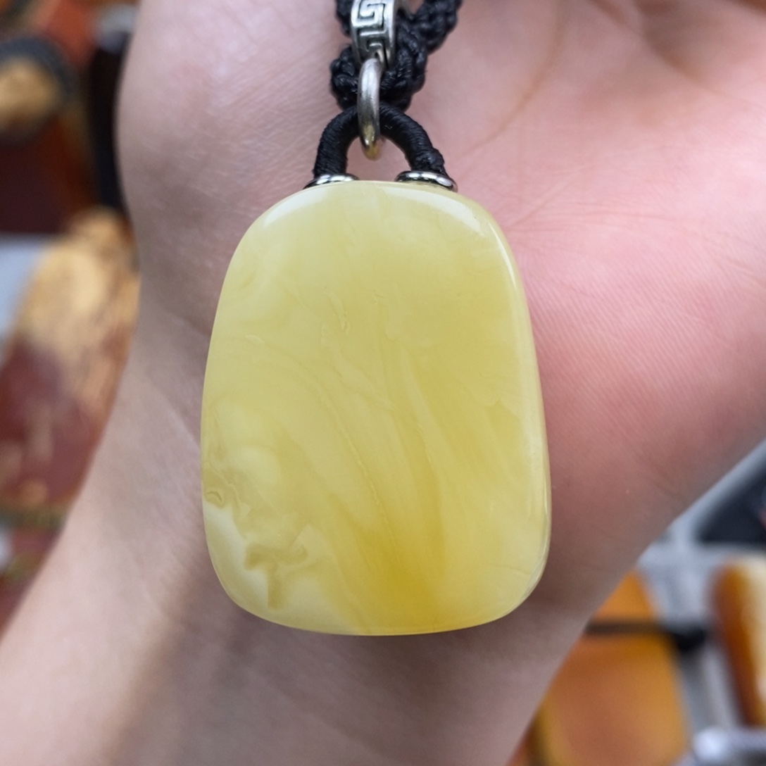未镶嵌琥珀吊坠(赠链)