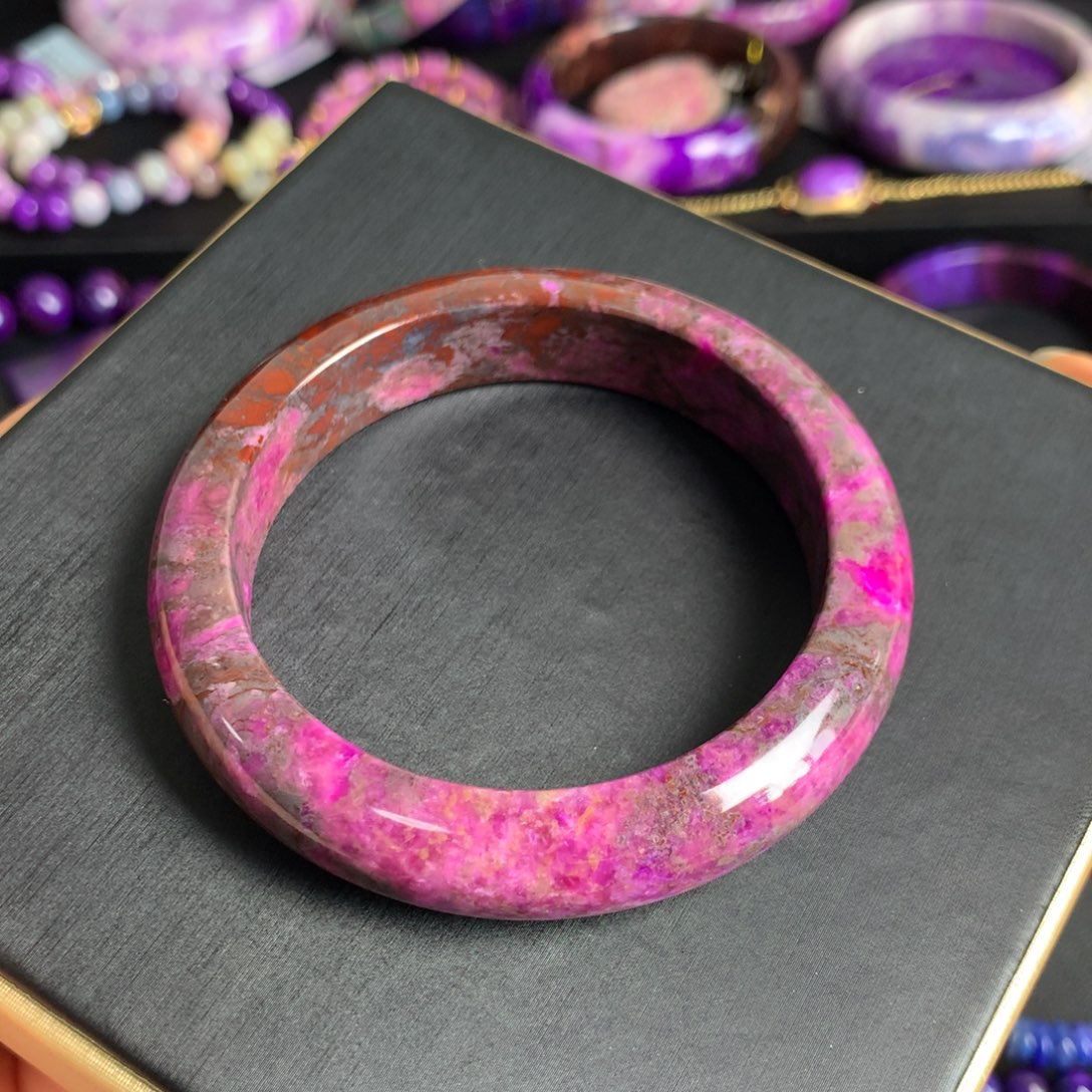 苏纪石（舒俱来）桃红樱花手镯56圈未镶嵌