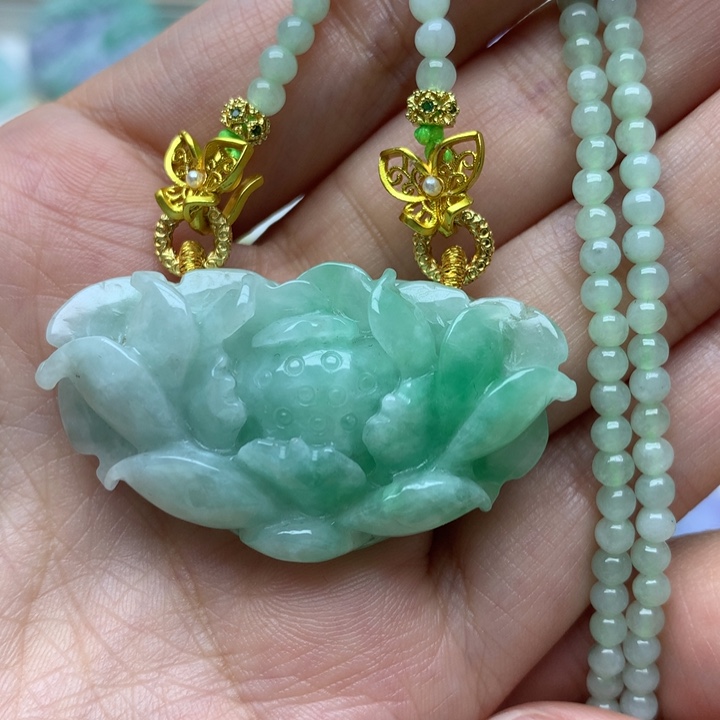 颈饰未镶嵌翡翠翡翠