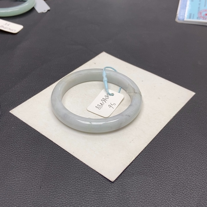 翡翠手镯未镶嵌林*?55正圈