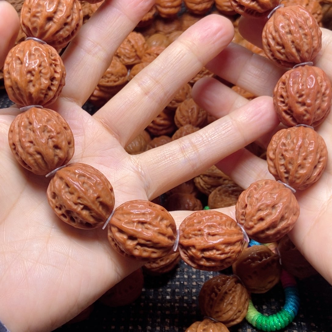 直***头吊坠桃核八棱手串