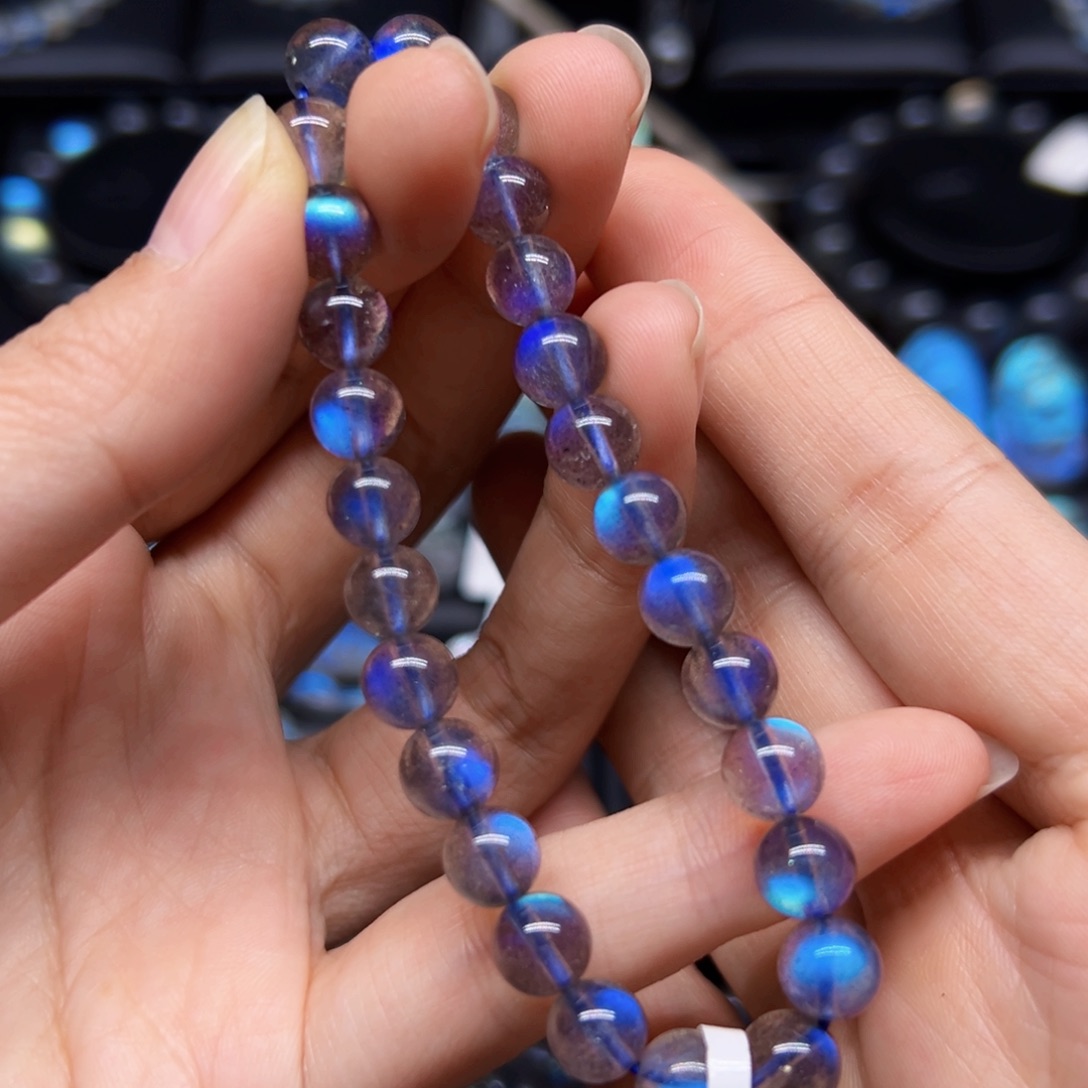 未镶嵌手链长石7.7左右