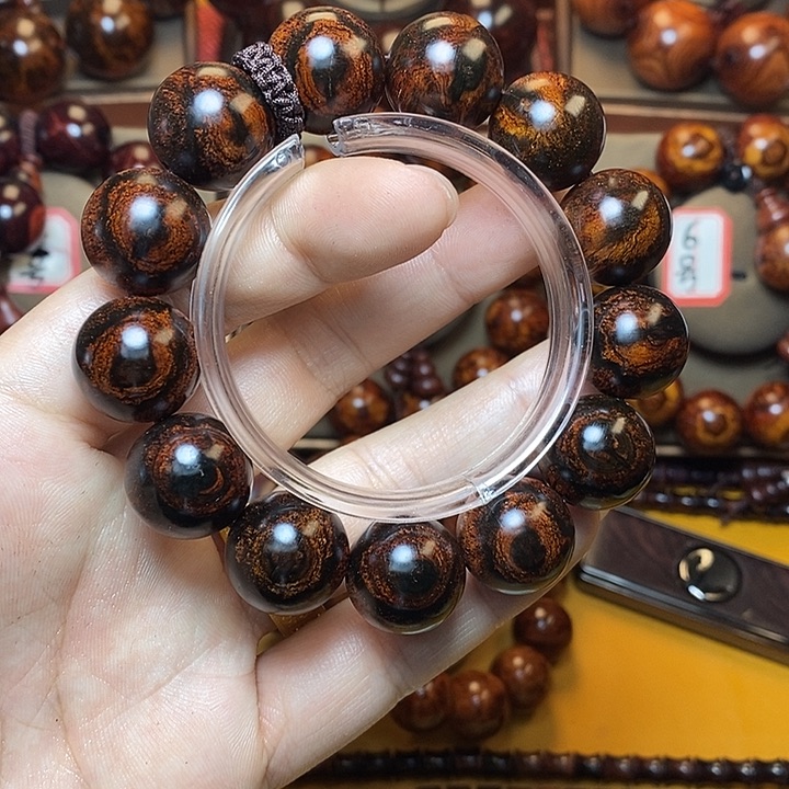 黄花梨/降香黄檀一**安1.8天眼老料