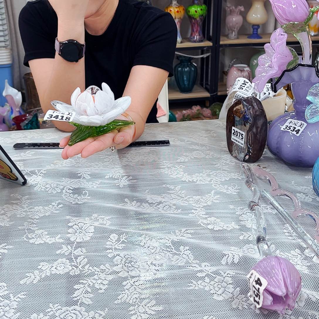 3418 家悦琉璃工艺品不完美