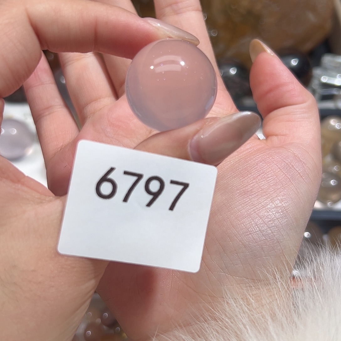 未镶嵌大型摆件（非配饰）水晶