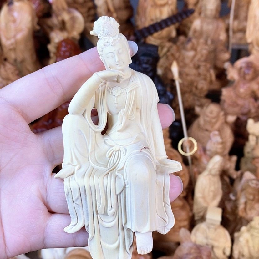 【闪购商品】木笙***起自在观音微瑕12厘米黄杨