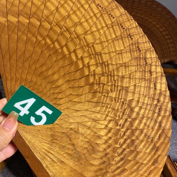 金丝楠小*呀金丝楠手把件