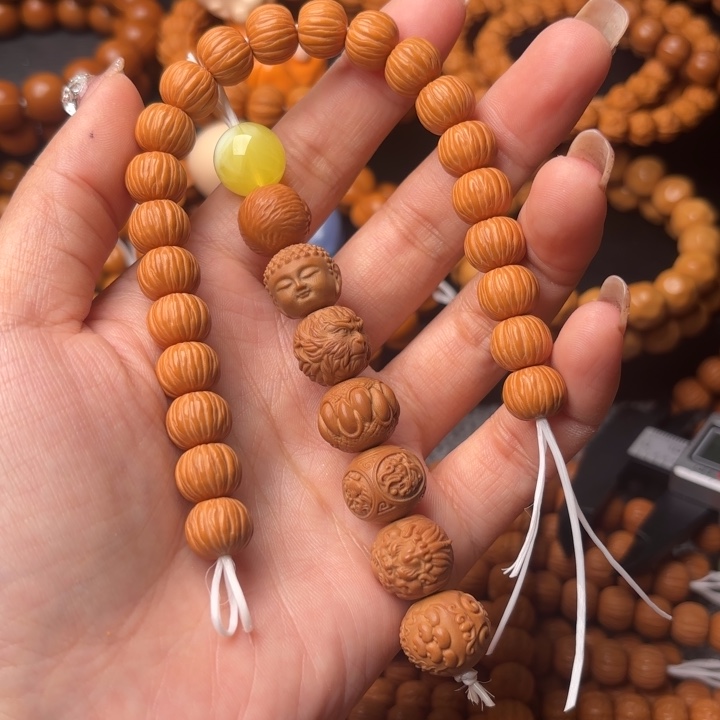 用***4吊坠猴头核桃111111111